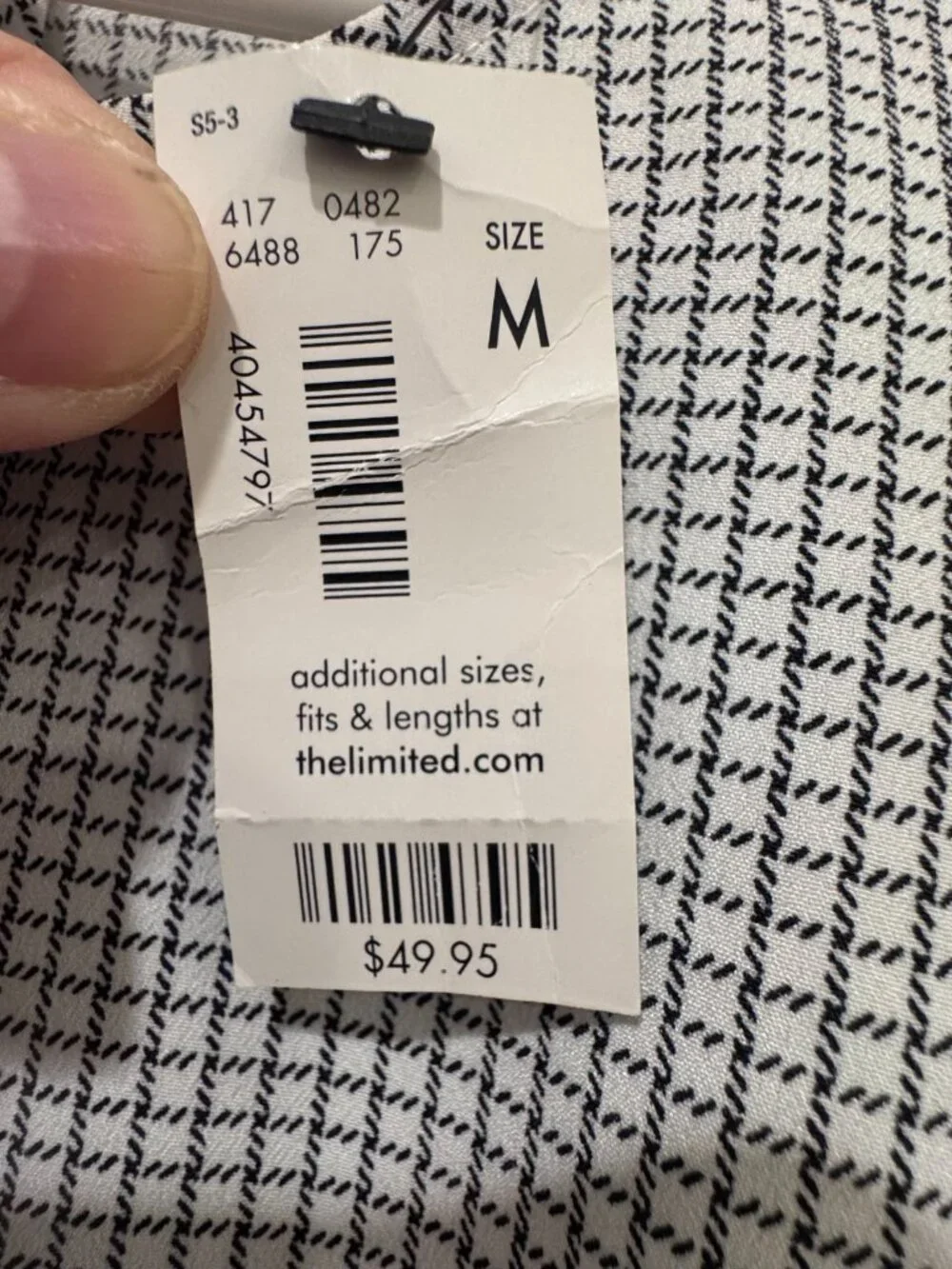 The Limited Sleeveless Checkered Blouse – Size M 🔥